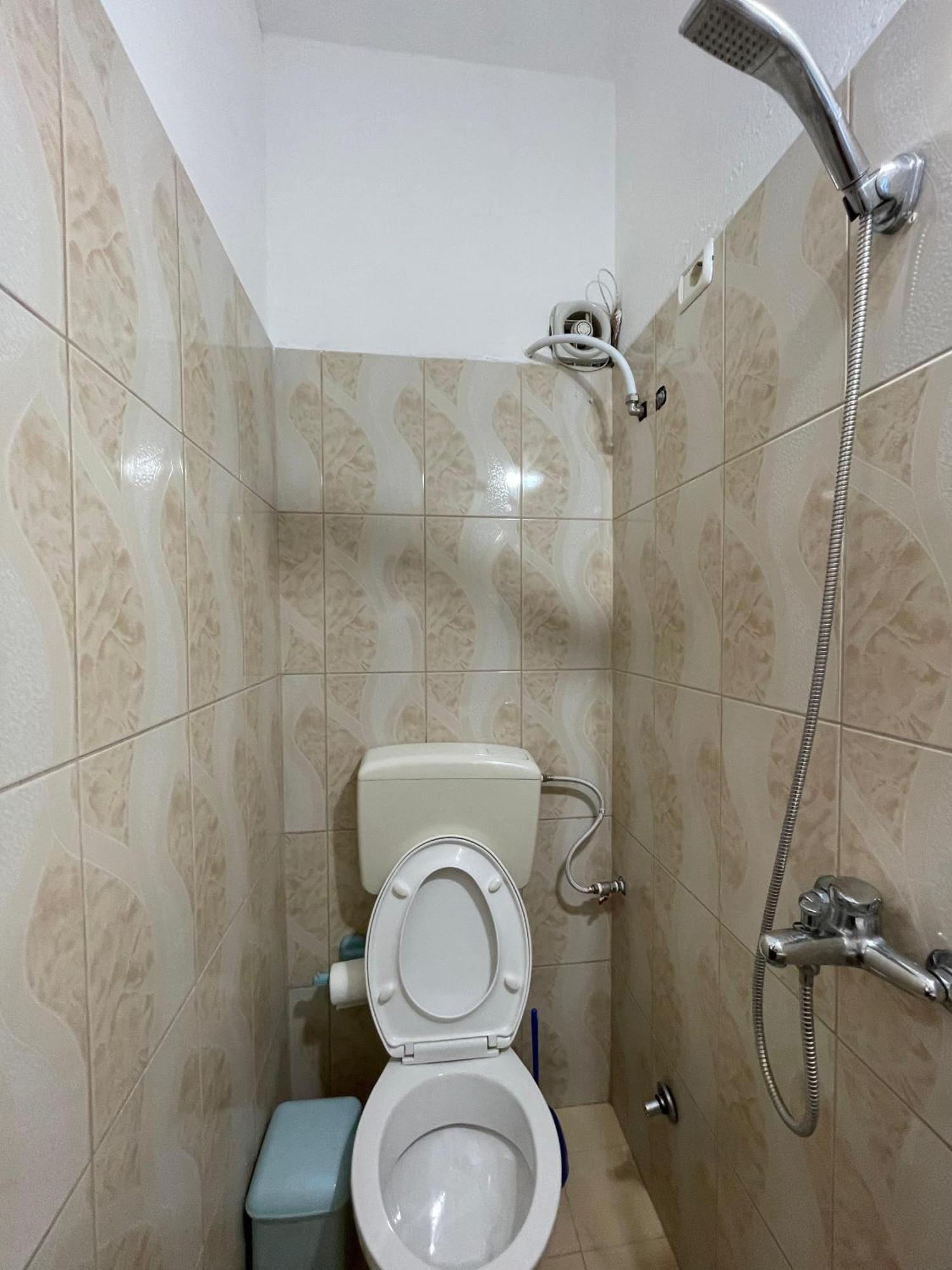 Villa Beni Osmenaj Vlorë Exterior foto